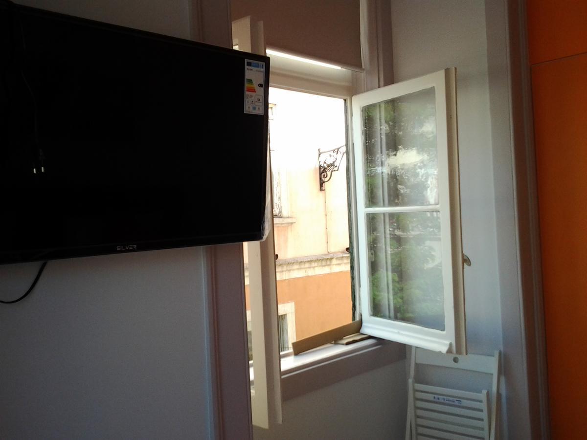 Inn-Chiado Restauradores Prime Suites Лиссабон Экстерьер фото